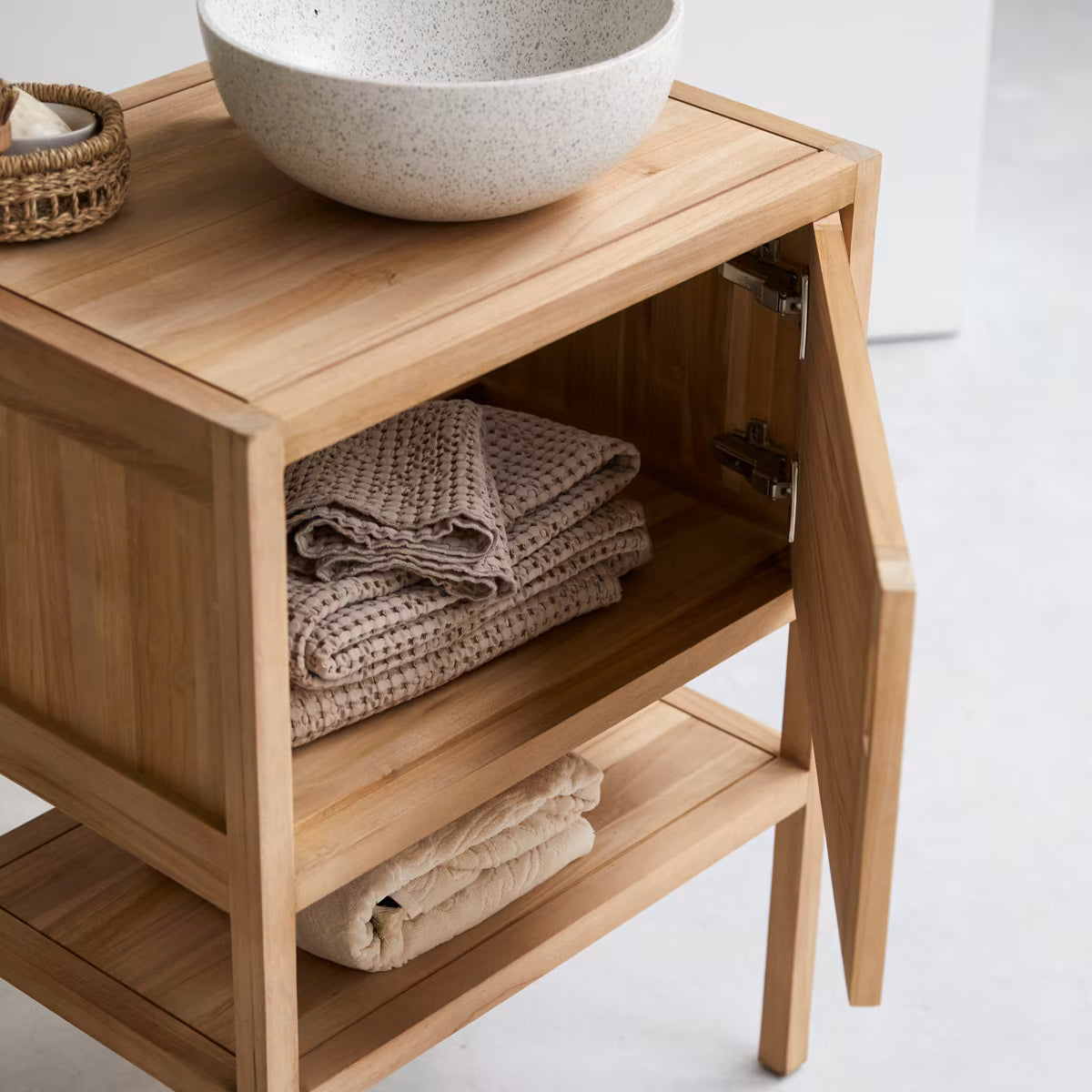Washbasin 4