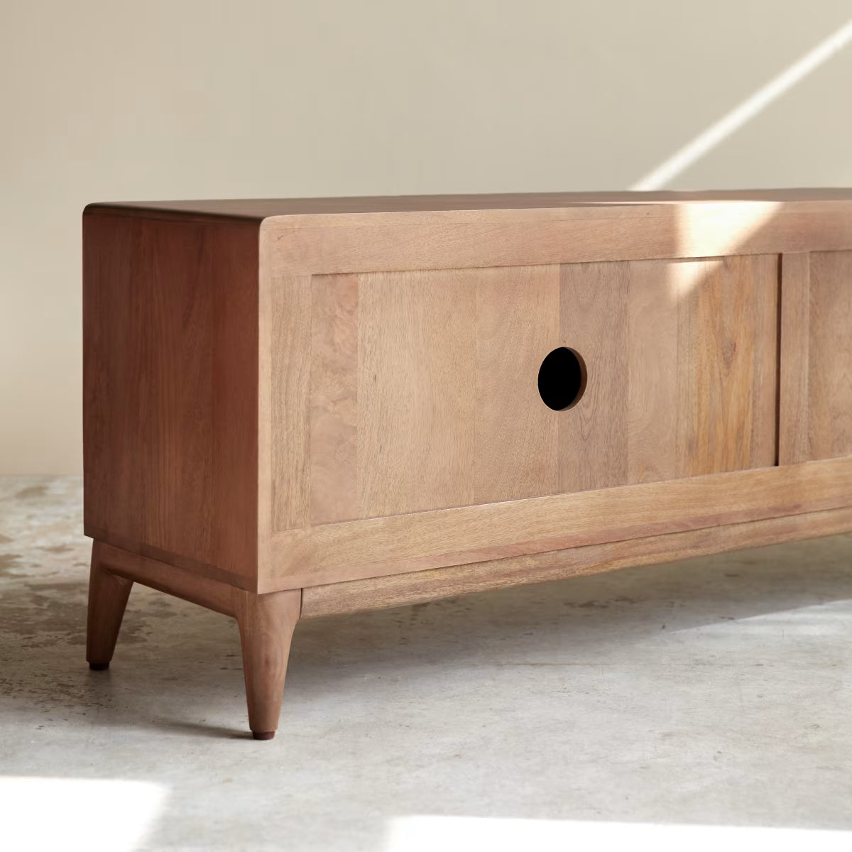 Tv unit 5