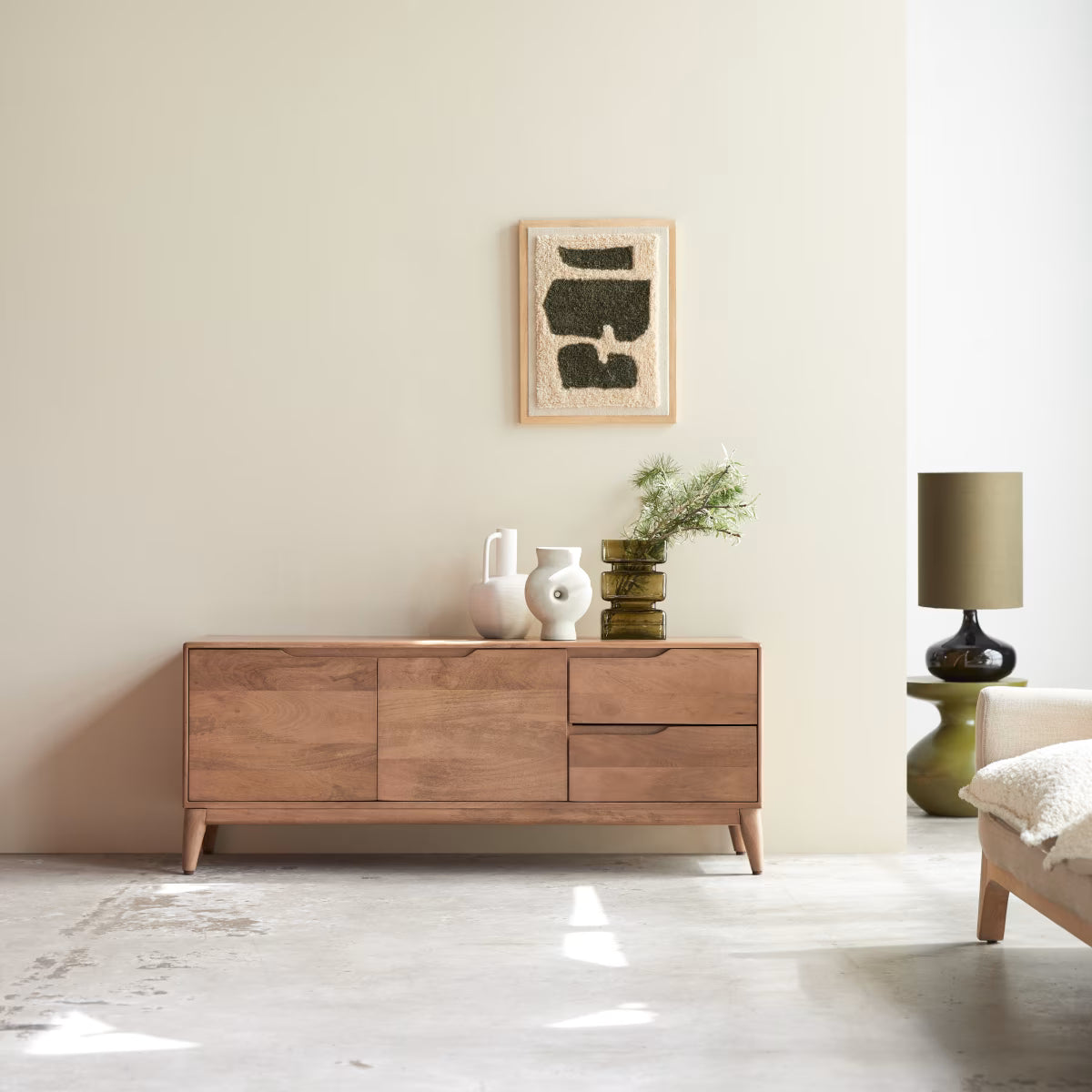 Tv unit 7