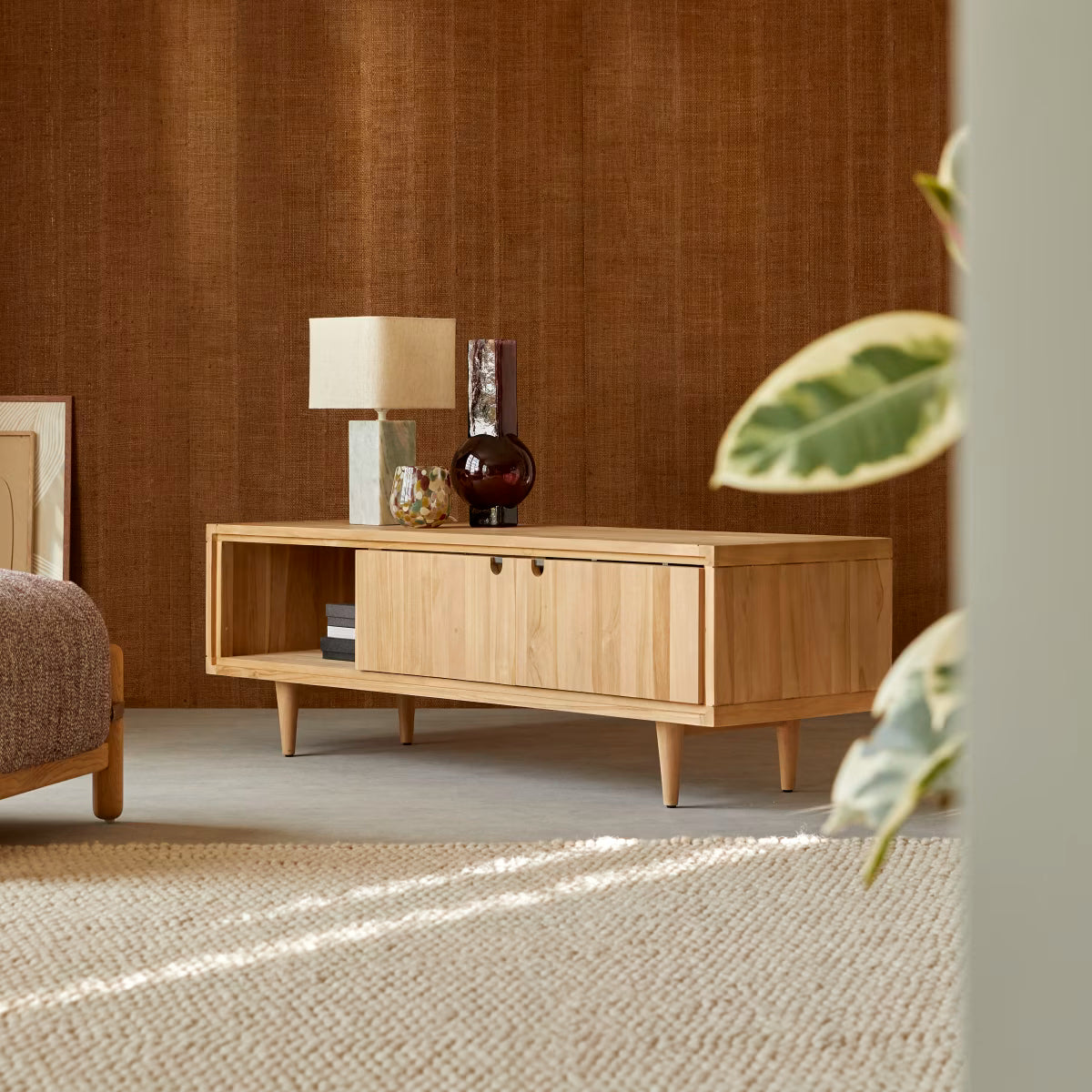 Tv unit 8