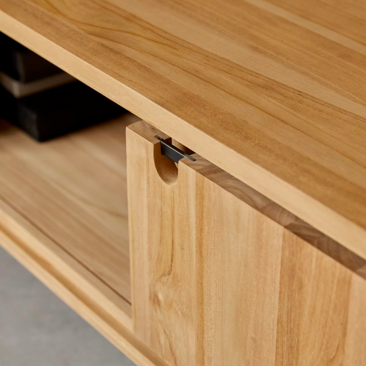 Tv unit 8